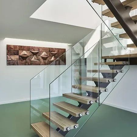 Expansive Six Bedroom With Uninterrupted Views Over Ardmore Bay Below Villa