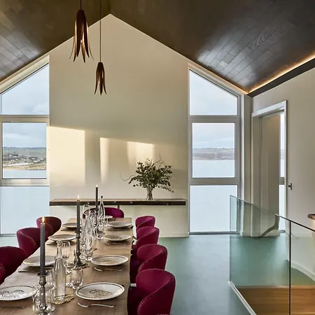Expansive Six Bedroom With Uninterrupted Views Over Ardmore Bay Below Villa Ardmore (Waterford)